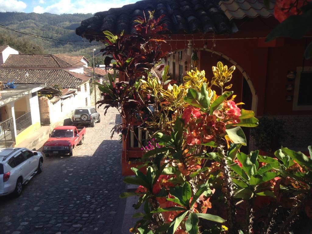 Hotel Marjenny Copan Exterior photo